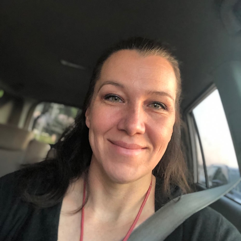 Meet your Posher, April